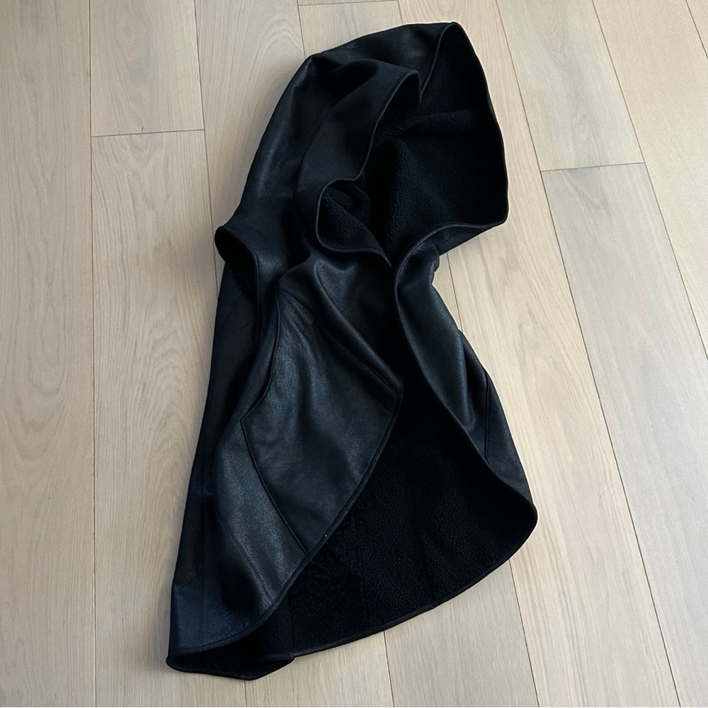 Norisol Ferrari Circular Merino Wool Poncho